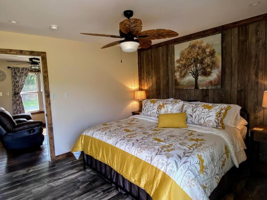 Вилла Holly Tree Retreat Located In Beautiful Luray, Va. Экстерьер фото